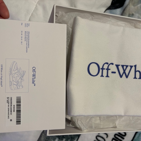 Designer shoes - Picture 3 of 11